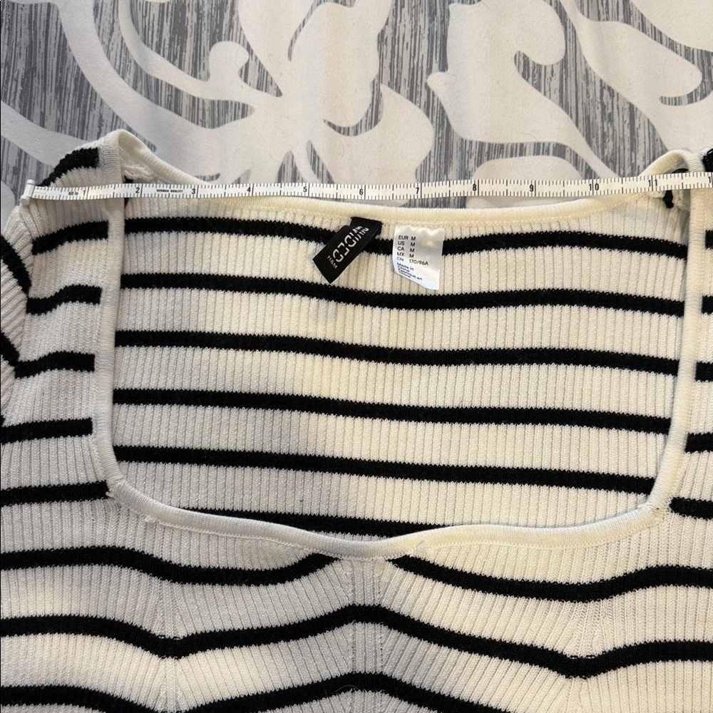 H&M Striped Long-Sleeve Bodycon Dress - White/Black size M - Picture 5 of 5